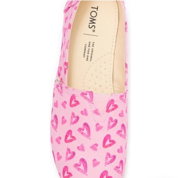 TOMS Belmont Heart Print Slip-on Sneaker In Parfait Pink Hearts Print - Picture 4 of 8